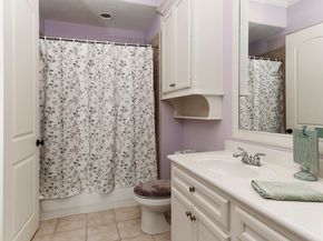 32 Palmer Woods Drive, The Woodlands TX 77381