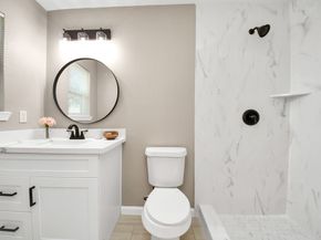 8918 Vinearbor Street, Houston TX 77033