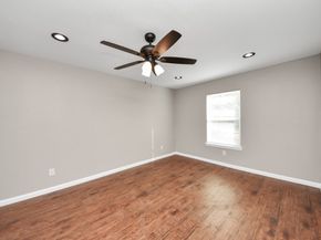 8918 Vinearbor Street, Houston TX 77033