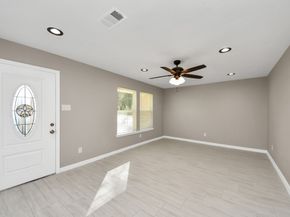 8918 Vinearbor Street, Houston TX 77033