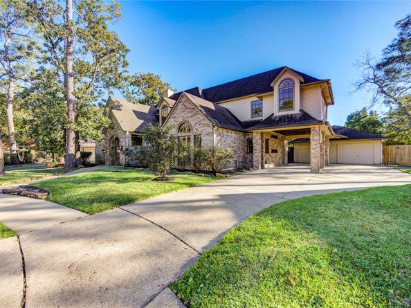 2203 Meadow Gardens Drive, Houston TX 77062