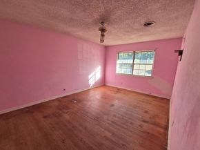 5210 W 43rd Street, Houston TX 77092