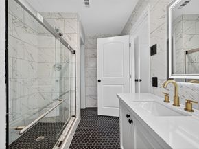 9211 Blankenship Drive, Houston TX 77080