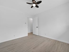 9211 Blankenship Drive, Houston TX 77080