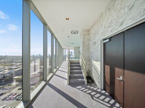 1711 Allen Parkway 1802, Houston TX 77019