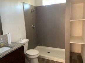 206 Cosmos Street, Houston TX 77009