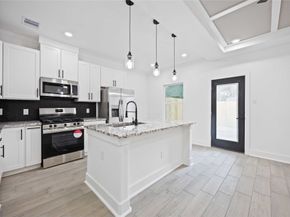 6734 Paris Street AB, Houston TX 77021