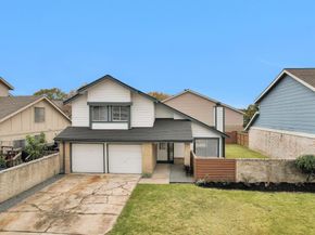 10610 Chapel Hill Drive, Houston TX 77099