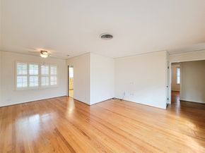 5442 Kinglet Street, Houston TX 77096