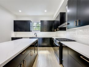 4531 Creekmont Drive, Houston TX 77091
