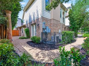 71 Mill Point Place, The Woodlands TX 77380