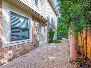 71 Mill Point Place, The Woodlands TX 77380