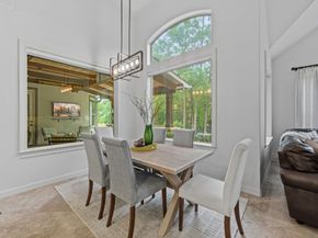 63 W Horizon Ridge Place, The Woodlands TX 77381