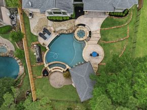 63 W Horizon Ridge Place, The Woodlands TX 77381