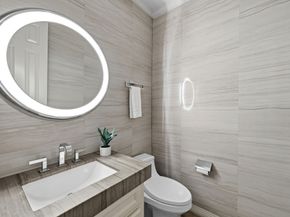 63 W Horizon Ridge Place, The Woodlands TX 77381