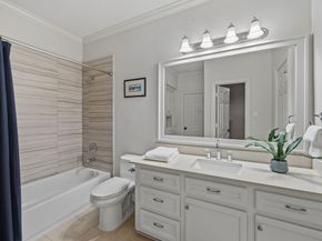 63 W Horizon Ridge Place, The Woodlands TX 77381