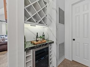 63 W Horizon Ridge Place, The Woodlands TX 77381