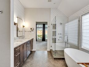 3518 Shadowwalk Drive, Houston TX 77082