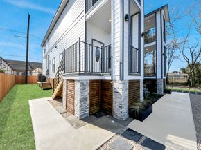 5226 Ricky Street, Houston TX 77033