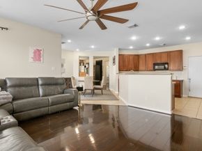 3727 Norwood Glen Lane, Friendswood TX 77546