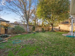 27 Sovereign Way, Conroe TX 77384