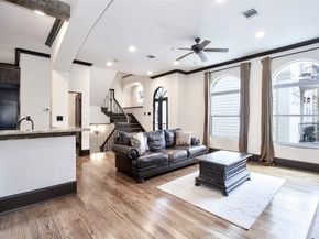 1241 W 24th Street C, Houston TX 77008