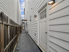 327 N Nagle Street, Houston TX 77003