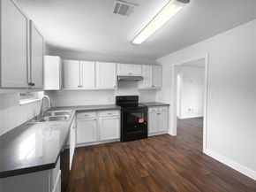 5109 Wilmington Street, Houston TX 77033