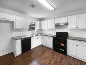 5109 Wilmington Street, Houston TX 77033