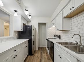 11540 Chimney Rock Road 128, Houston TX 77035