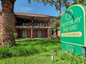 11540 Chimney Rock Road 128, Houston TX 77035