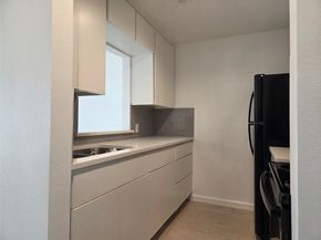 10075 Westpark Drive 78, Houston TX 77042