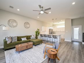 4746 S Mallow Street E, Houston TX 77033