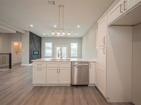 4746 S Mallow Street E, Houston TX 77033