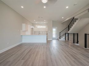 4746 S Mallow Street E, Houston TX 77033