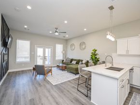 4746 S Mallow Street E, Houston TX 77033