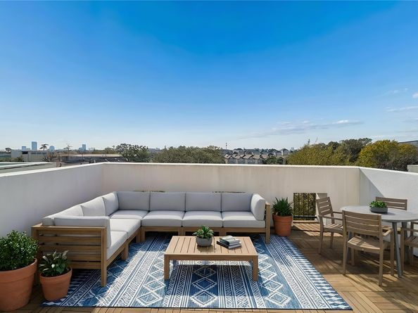 6614 Toledo Street, Houston TX 77008