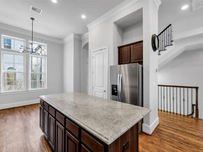 2711 Arabelle Grove, Houston TX 77007