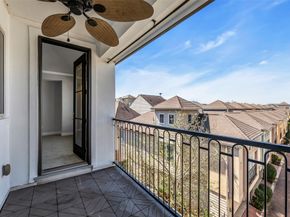 2711 Arabelle Grove, Houston TX 77007