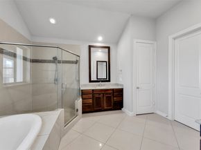 2711 Arabelle Grove, Houston TX 77007