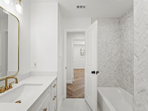 10722 Lynbrook Drive, Houston TX 77042