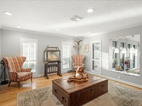 758 W 42nd Street, Houston TX 77018