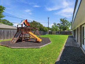 5434 Valkeith Drive, Houston TX 77096