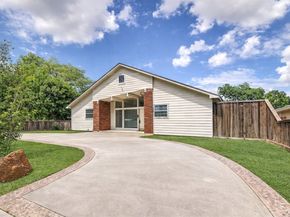6946 Cole Creek Drive, Houston TX 77092