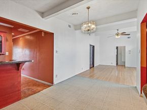 6946 Cole Creek Drive, Houston TX 77092