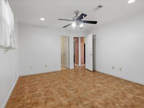 6946 Cole Creek Drive, Houston TX 77092