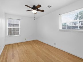 6946 Cole Creek Drive, Houston TX 77092
