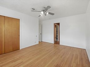 6946 Cole Creek Drive, Houston TX 77092