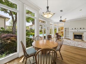 220 Westmoreland Street, Houston TX 77006