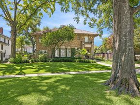 220 Westmoreland Street, Houston TX 77006